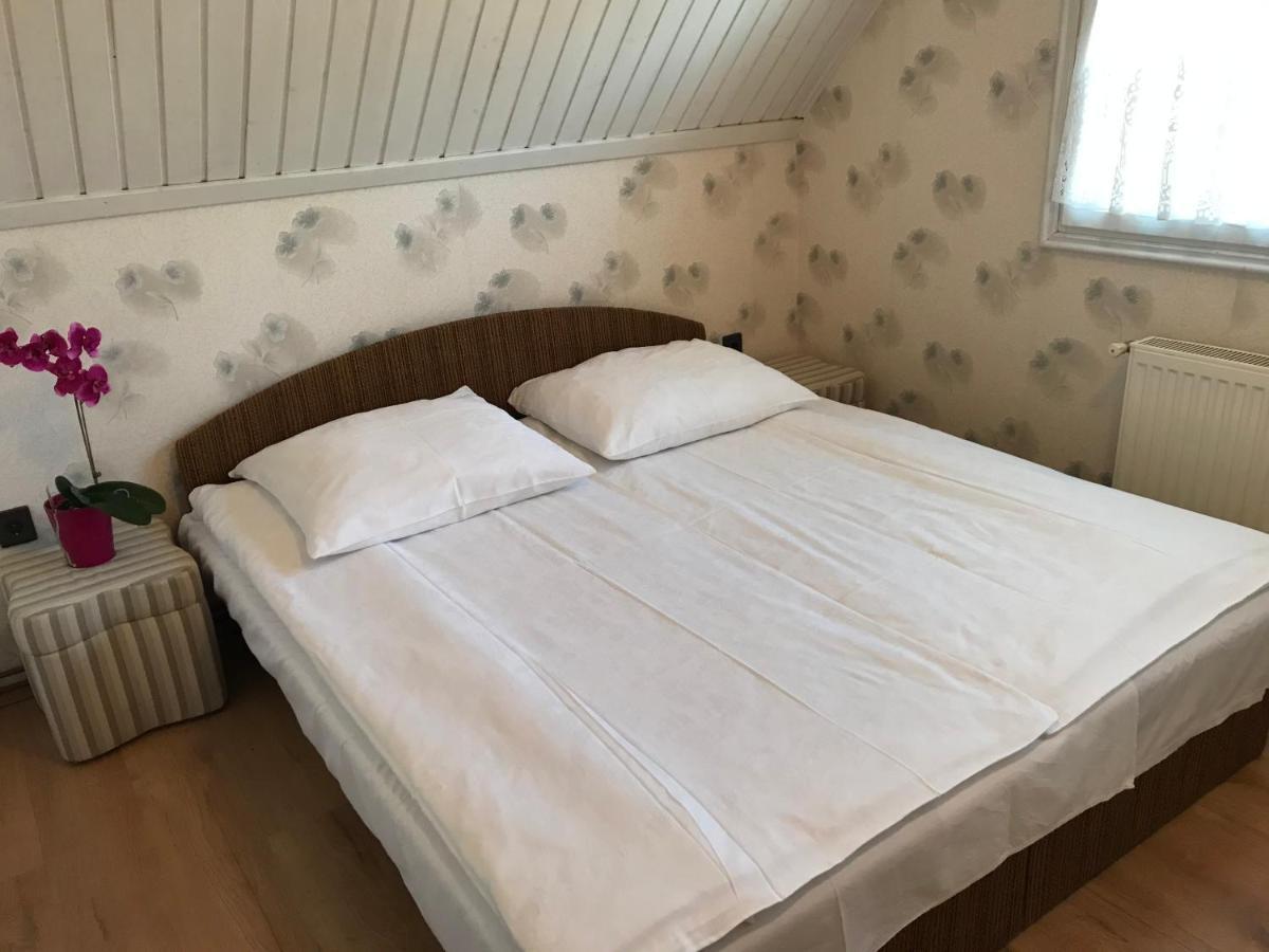 Rita Apartman Balatonszeplak Siofok Exterior photo